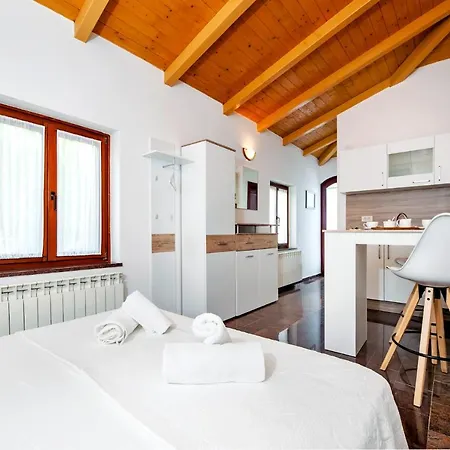 Apartments Carmelo Rovinj Exterior photo