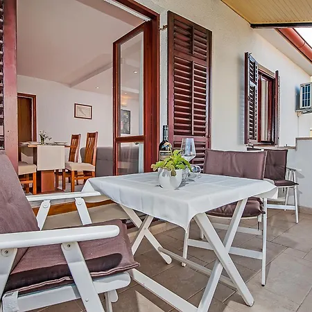 Apartments Carmelo Rovinj Exterior photo