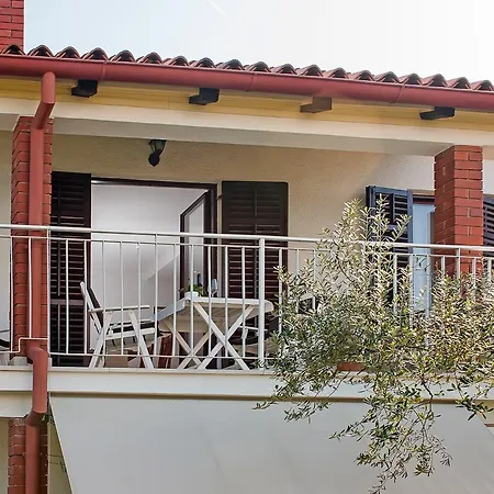 Apartments Carmelo Rovinj Exterior photo