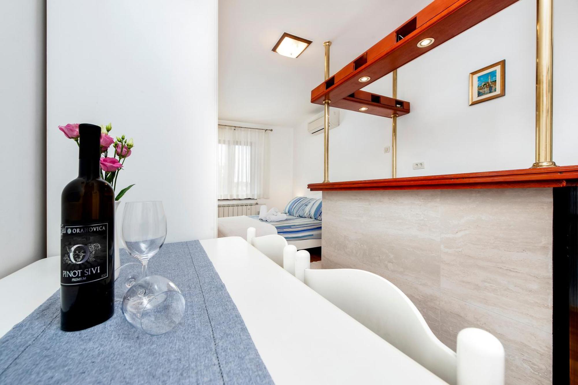 Carmelo Apartment *